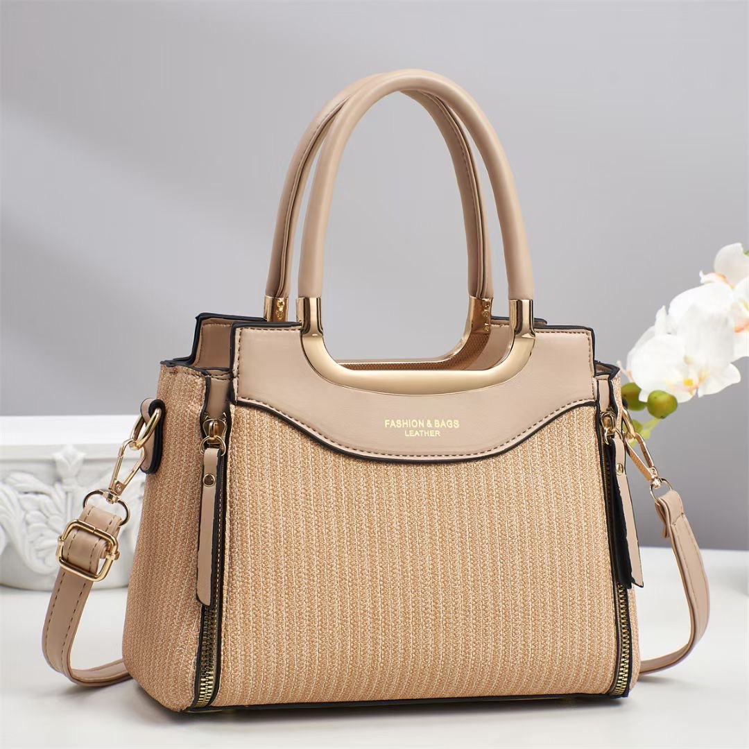 The new women's bag is fashionable, versatile and trendy. It has a large capacity, simple and casual texture. It is a single-shoulder crossbody women's bag full figure