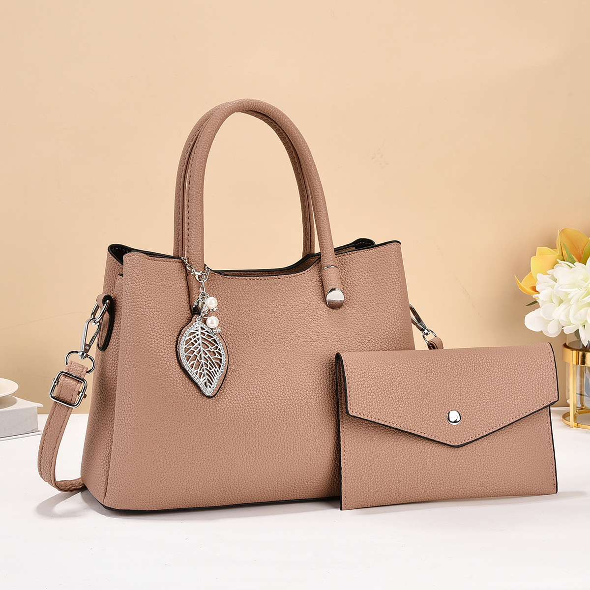 Mother and Child Bag, Women's Bag 2024 New crossbody bag, autumn and winter large-capacity, fashionable, trendy and high-end single-shoulder handbag Specification drawing