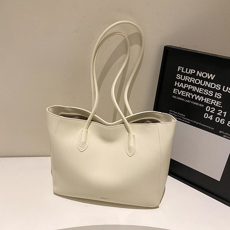 The Maillard women's large-capacity 2024 new retro shoulder bag is versatile, simple and high-end commuter tote bag details Picture