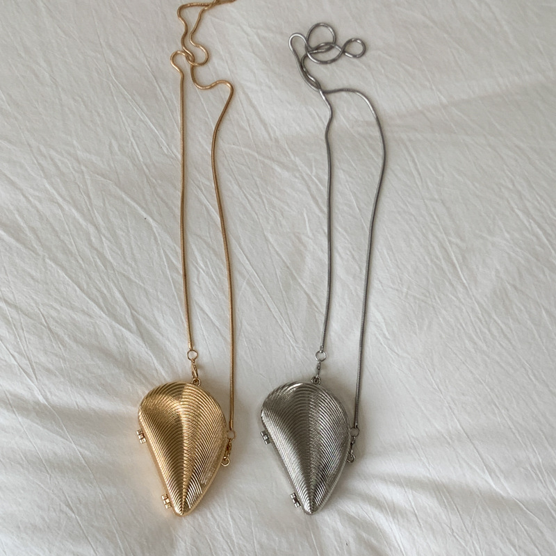 European and American trendy shell thread earrings, beach vacation single-shoulder bag, high-end chain crossbody bag Application Scenario