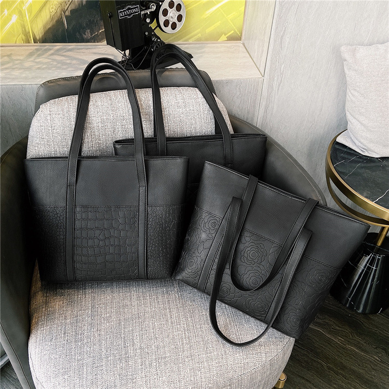 The 2020 new Korean-style trendy large-capacity women's student single-shoulder bag and tote bag are versatile and simple details Picture