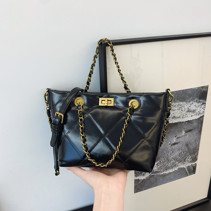 Diamond-shaped chain bag for women, large capacity 2024 new shiny casual crossbody bag, retro niche hand-held bucket bag Specification drawing