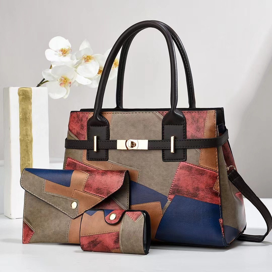Commuter tote bag, large-capacity bag, women's bag, 2024 new trendy and fashionable three-piece set, single-shoulder crossbody bag Application Scenario