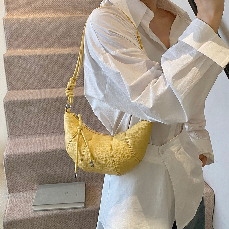 Cross-border fashion lychee-patterned dumpling bag for women 2025 Spring/Summer New Korean style trendy, simple and casual single-shoulder crossbody bag details Picture