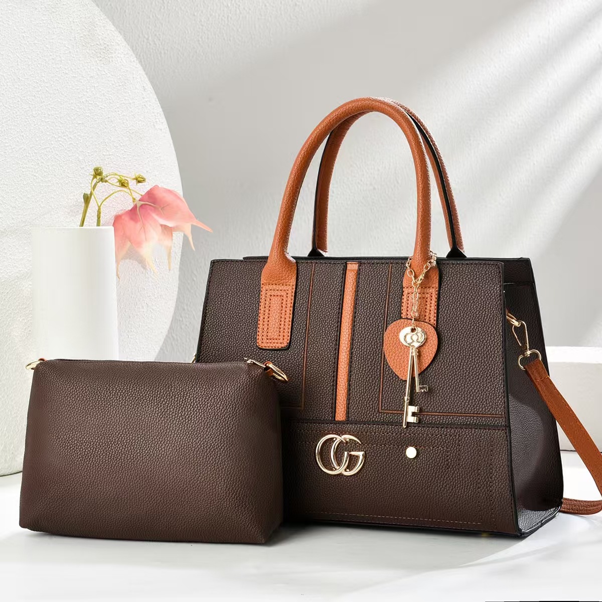 Wholesale single-shoulder bags, trendy and fashionable new color mother-and-child bags, European and American style mother-and-child bag two-piece set, simple women's bags details Picture