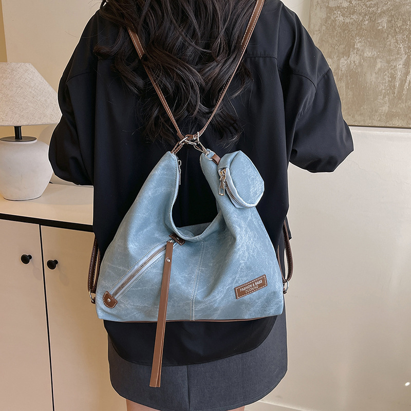 Large-capacity fashionable underarm bag, color-blocking single-shoulder bag, simple tote bag, commuting lady's backpack full figure