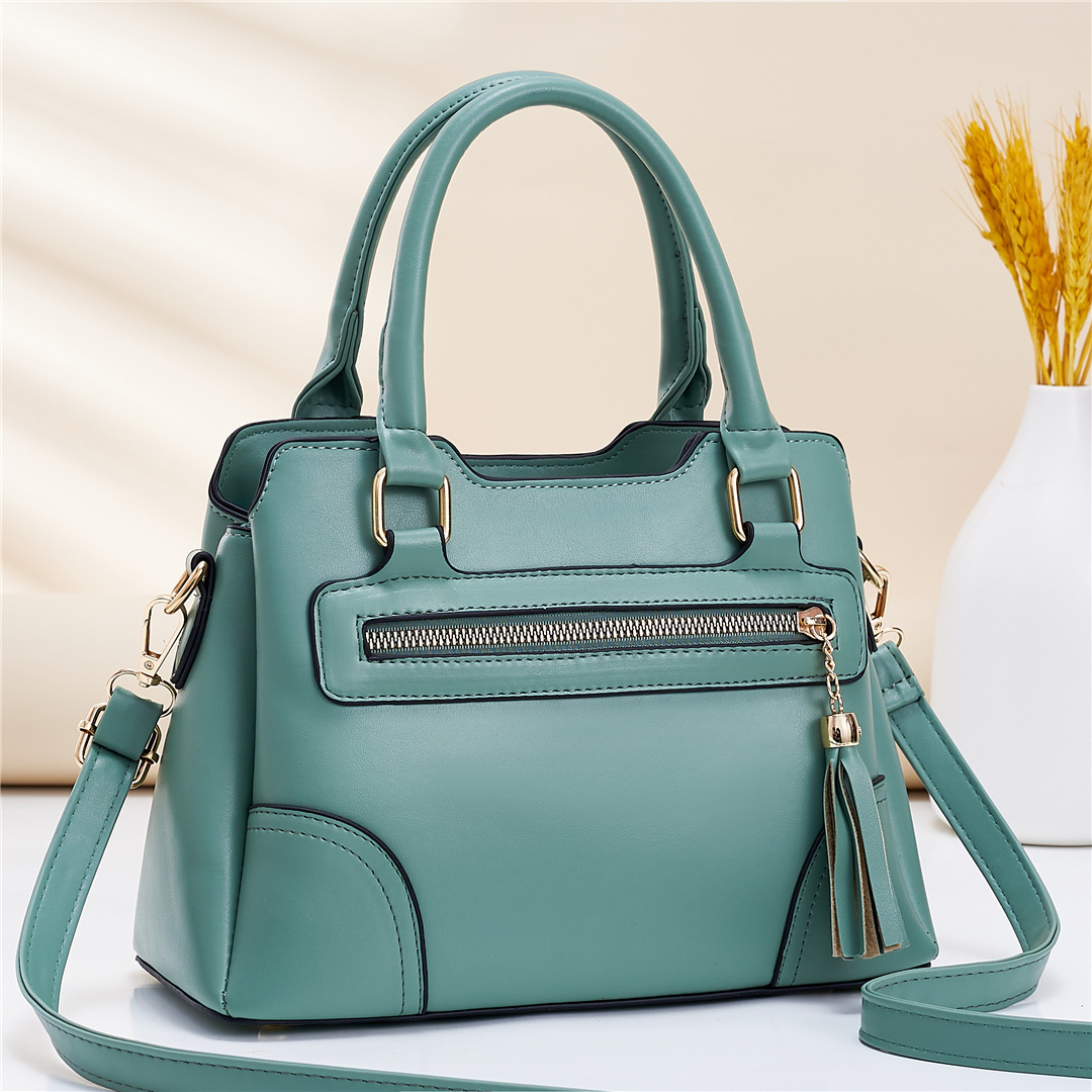 Taizhou women's bag, middle-aged mother's bag, versatile 2024 Summer new fashion handbag, bestseller, single-shoulder crossbody bag, elegant Application Scenario