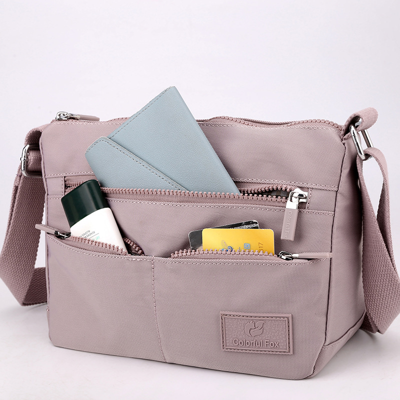 This is a new fashion and trendy crossbody bag for women in 2025. It is a casual and versatile waterproof backpack with a large capacity and multiple layers Application Scenario