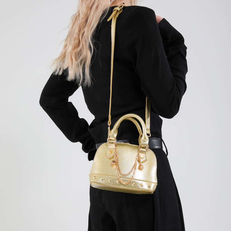 Cross-border chain rivet hand-held shell bag for women 2025 New trendy and fashionable single-shoulder bag, versatile and light luxury crossbody bag details Picture