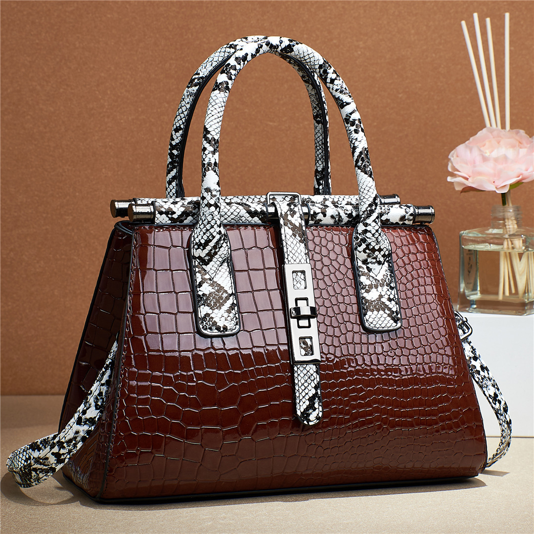 Snake-patterned shiny leather handbag 2024 new style trendy and fashionable European and American women's single-shoulder crossbody export women's bag cross-border consignment details Picture