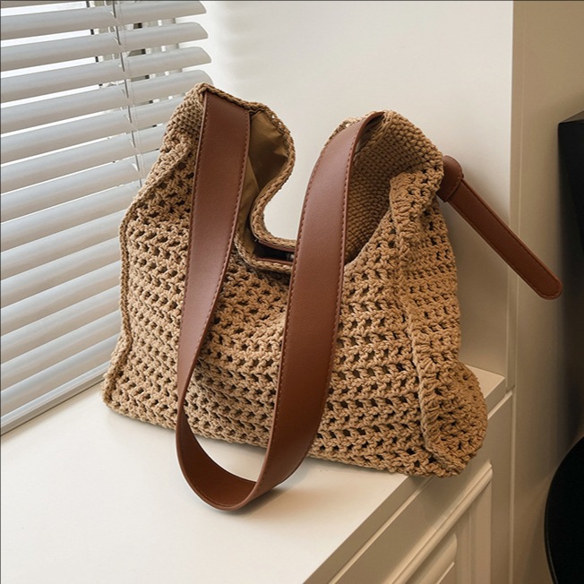 Women's bag, country-style bucket bag, hollowed-out woven bag, casual large-capacity armpit bag, seaside vacation and travel single-shoulder bag full figure