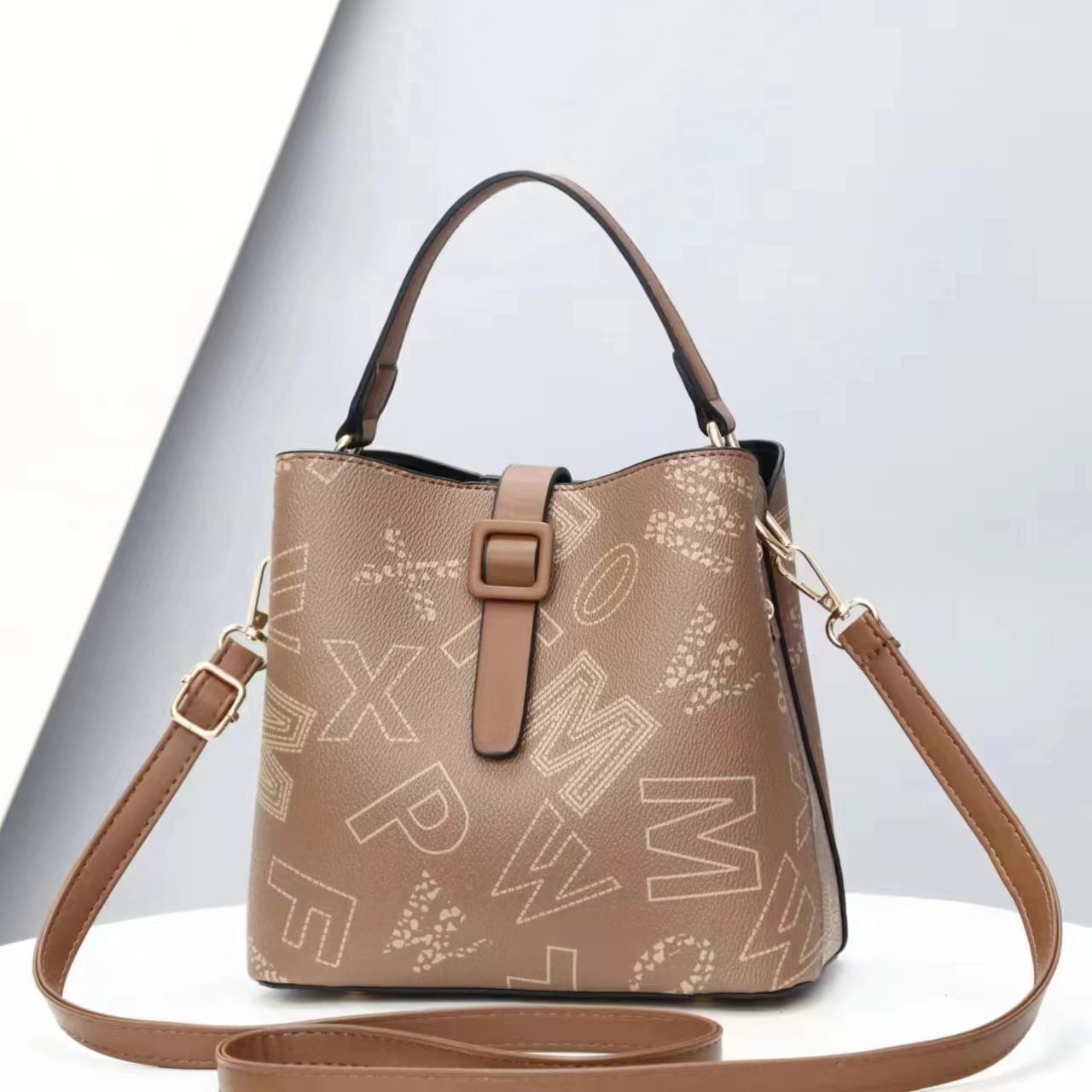 2023 new stylish Korean style, simple and elegant bucket bag, personalized single-shoulder crossbody women's bag for export Application Scenario