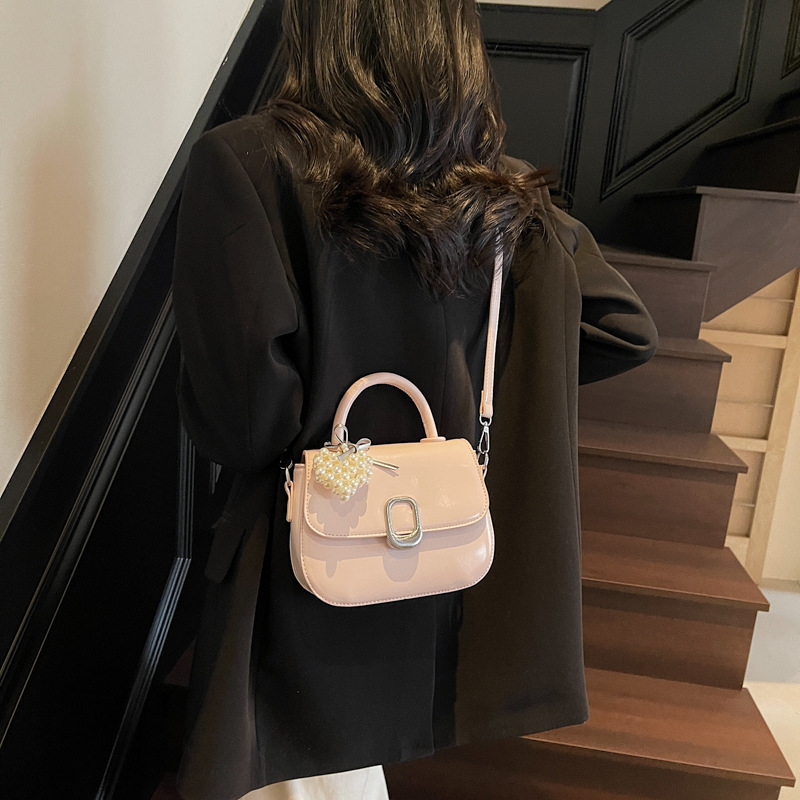 French niche quality underarm bag, women's bag, Spring 2025 new style simple small square bag, fashionable single-shoulder handbag Specification drawing