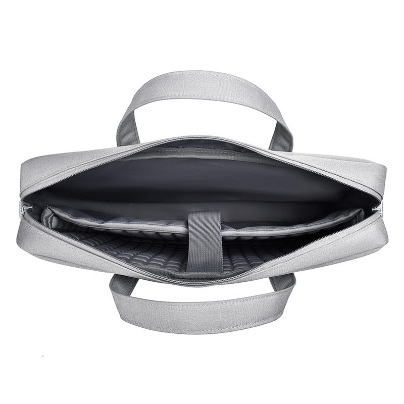 Laptop bag, airbag, waterproof and shockproof, 15-16-inch laptop bag, 17-inch large-capacity single-shoulder bag Application Scenario