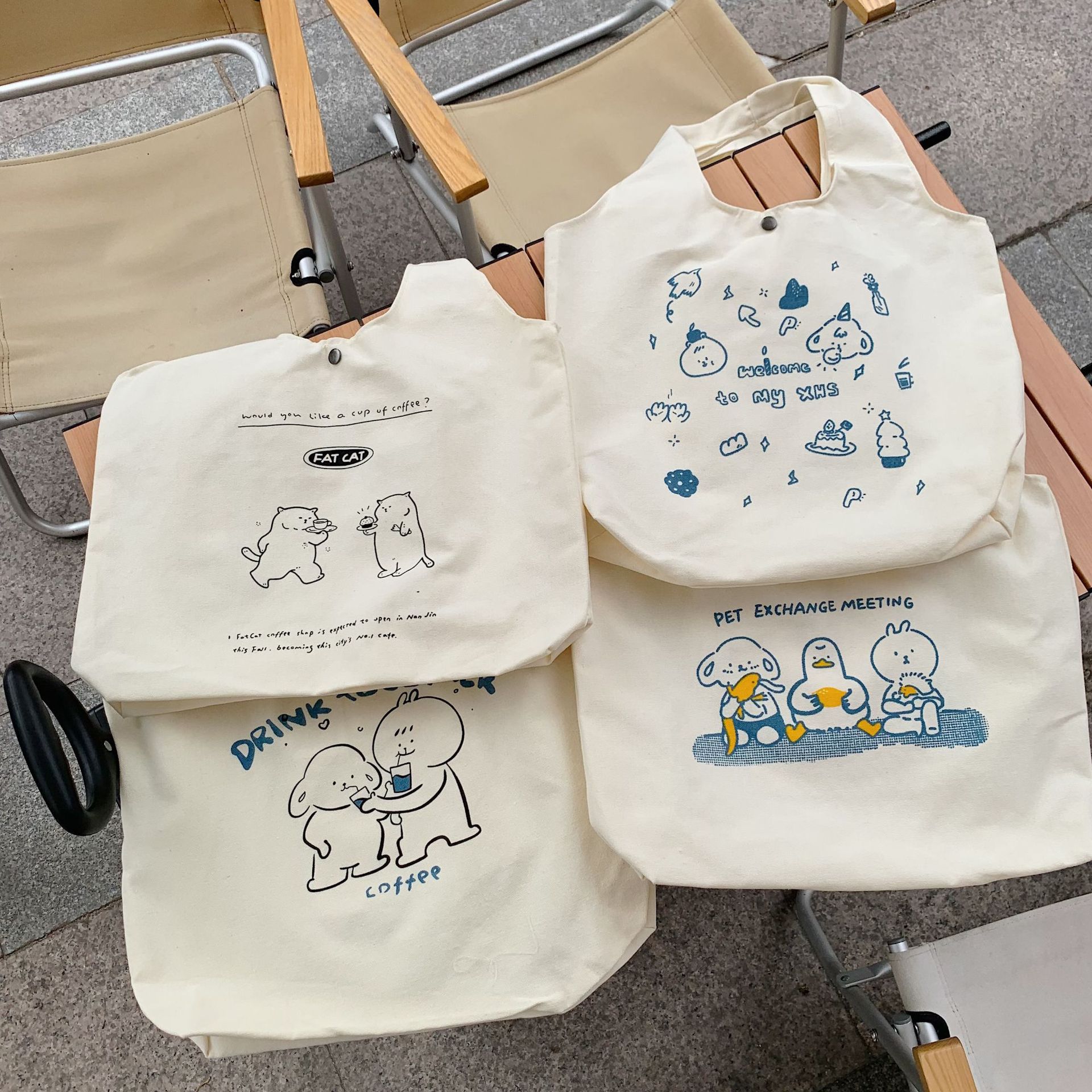 24143 Pet Party canvas Bag for female students, new and fresh single-shoulder bag, Korean-style tote bag shopping bag full figure