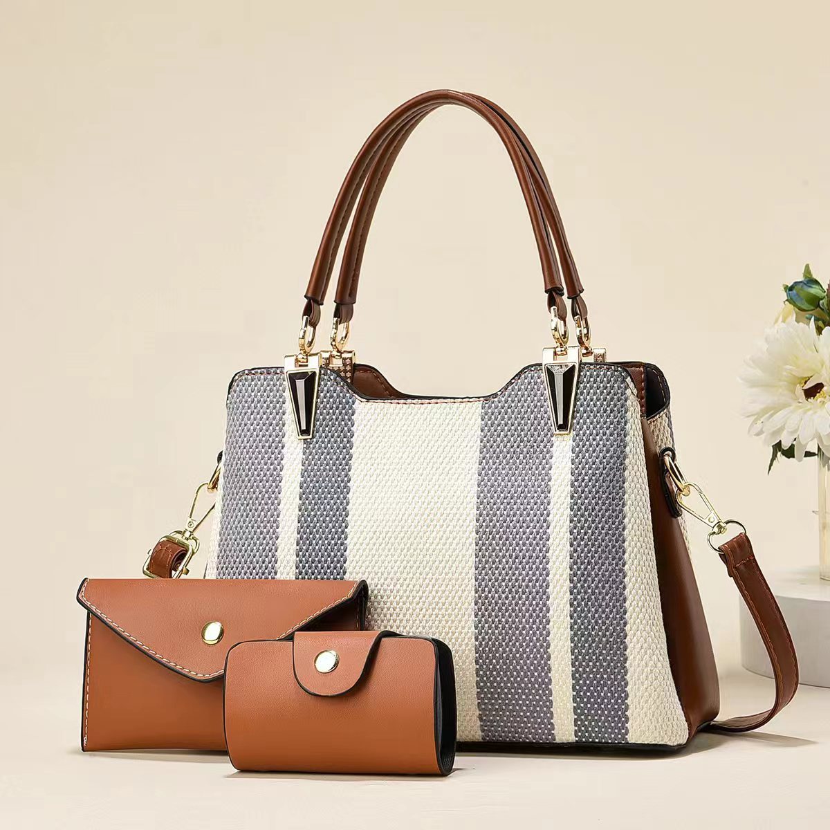 Korean Nib three-piece women's bag 2024 New trendy and fashionable large-capacity single-shoulder bag, versatile crossbody handbag details Picture