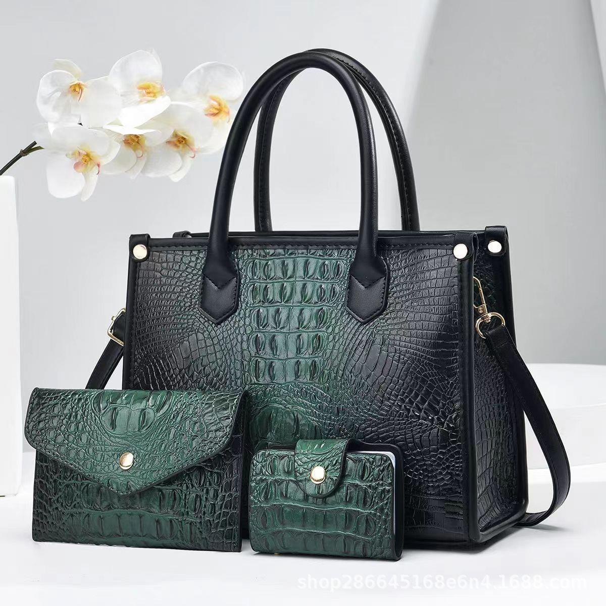 2023 New crocodile Texture cross-border women's single-shoulder crossbody handbag with large capacity and three-piece set details Picture