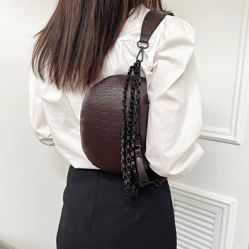 Wide-shoulder strap women's bag, fashionable chain bag, new autumn/winter 2024 trendy crossbody bag, Korean-style fashionable saddle bag for women Specification drawing