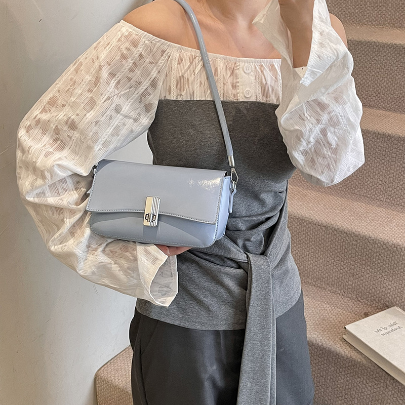 Soft leather single-shoulder underarm bag for women, 2025 new style, high-end feel, casual and versatile, commuting crossbody small square bag details Picture