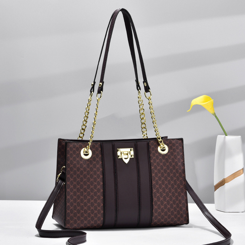 Chain underarm bag 2024, various middle-aged women's bags, large capacity single-shoulder chain bag, color-block handbag, cross-border consignment details Picture