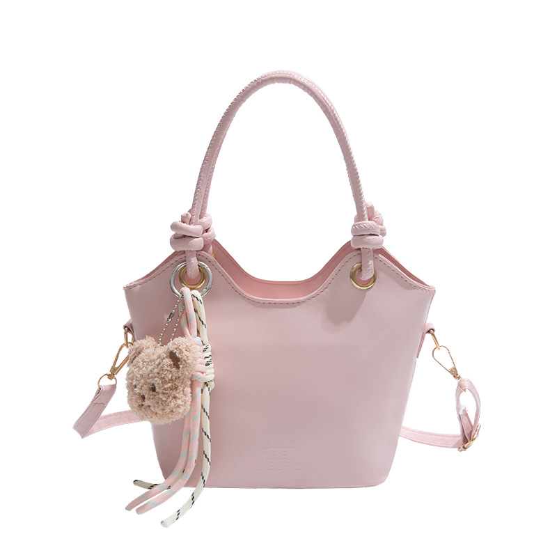 This year, small bags are in vogue. They are versatile for women's spring and summer. In 2025, there are new fashionable crossbody bags and casual hand-held bucket bags Item Picture