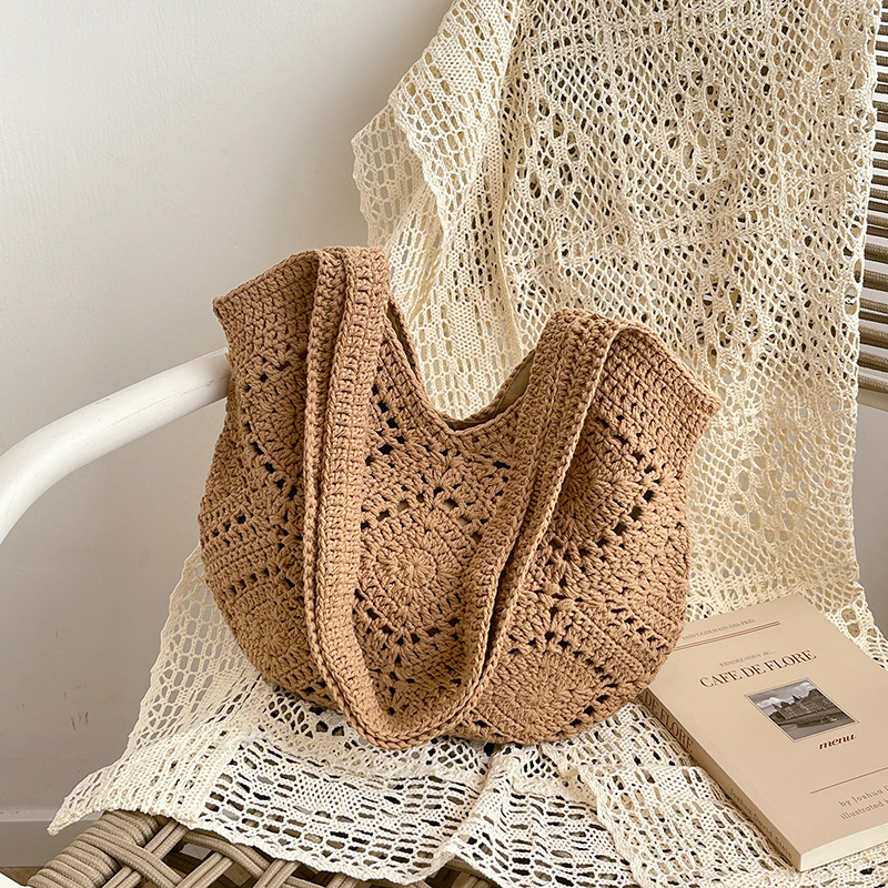 Artistic and forest-style hand-woven bags, casual large-capacity single-shoulder armpit bags, beach vacation bags, crocheted bags Specification drawing