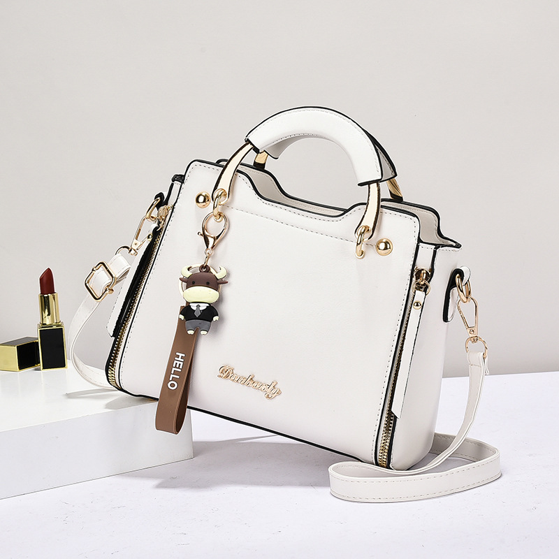 Bag Girl 2025 New Style fashionable and sweet lady handbag, Korean-style casual and individual cat single-shoulder crossbody bag, trendy full figure