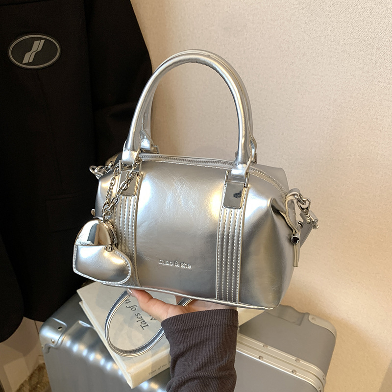 Retro and fashionable bowling handbag 2025 new style Boston pillow bag crossbody bag Casual Japanese and Korean single-shoulder bag Specification drawing