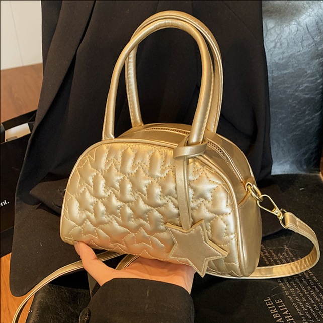 High-end handbag for women, 2025 new style, niche and versatile crossbody shell bag, casual and commuting single-shoulder armpit bag full figure