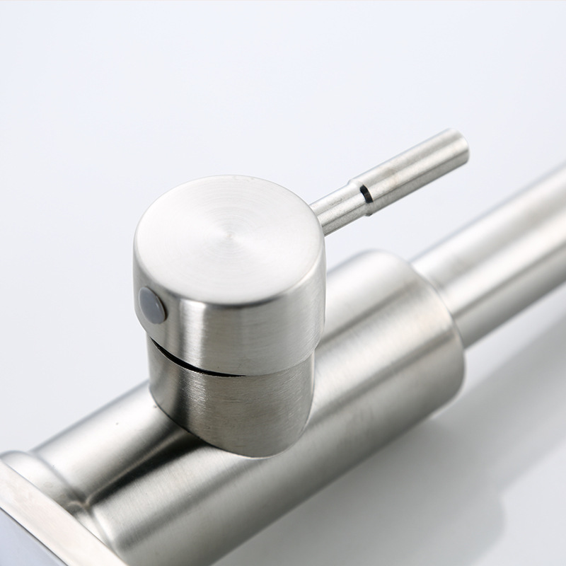 Cross-border foreign trade stainless steel cold and hot pull-out kitchen sink, universal telescopic sink, sink, balcony faucet Application Scenario