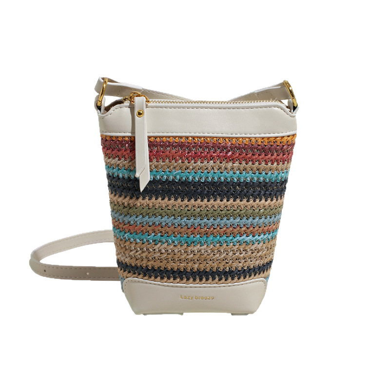 A new Korean fashion and niche design casual bucket bag for women in summer 2025, a seaside vacation woven single-shoulder crossbody bag Item Picture