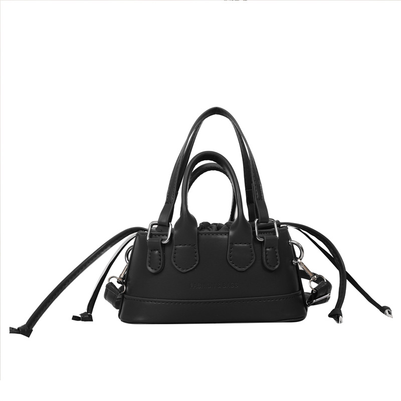 This summer, women's commuting style and simple handbags are in vogue. Single-shoulder crossbody bags, shell bags and casual bags Item Picture