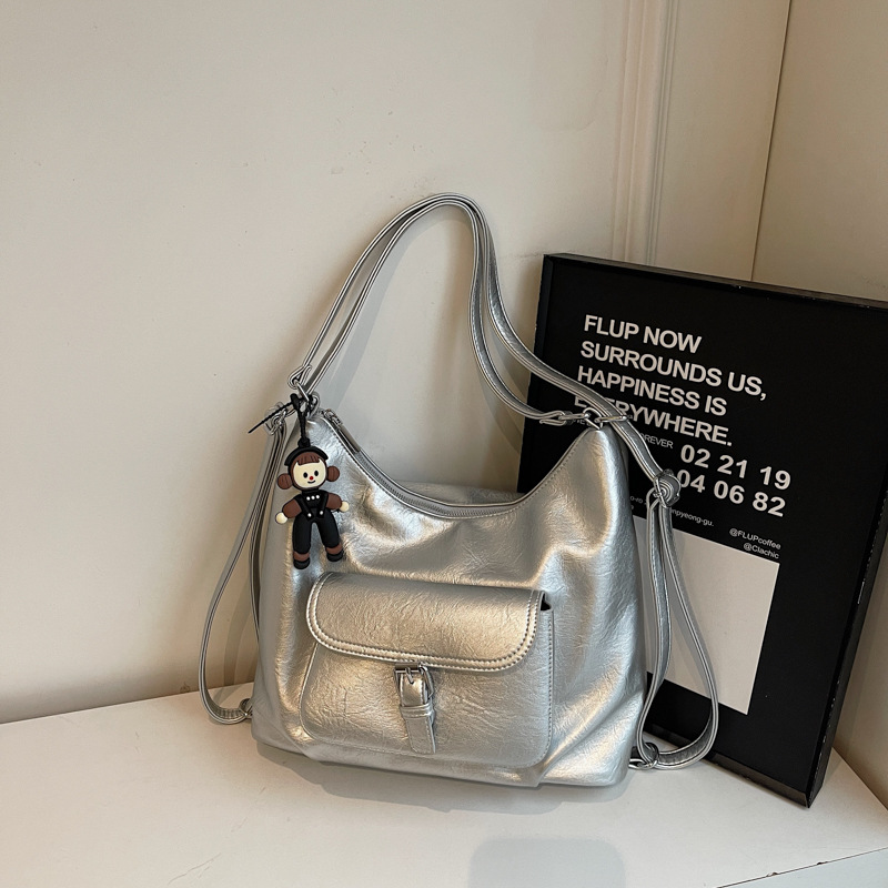 High-end retro soft leather large-capacity women's bag 2025 new style, commuter single-shoulder underarm bag, hand-held tote bag, trendy details Picture