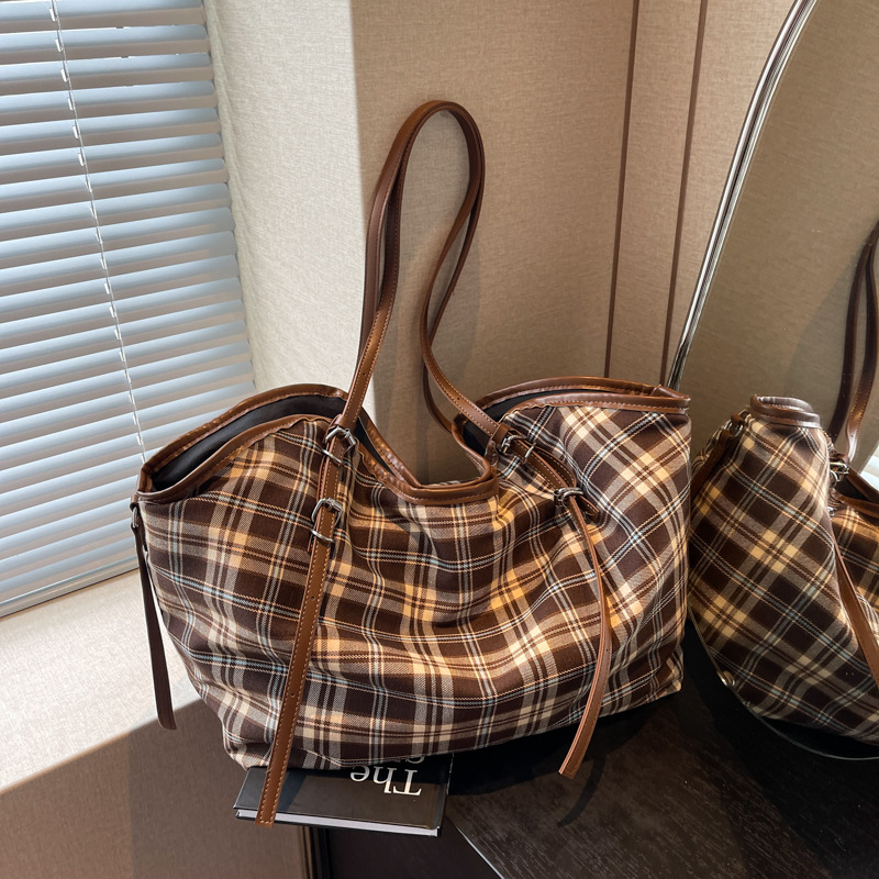 Korean style trendy and fashionable retro checkered canvas tote bag for women 2024 new versatile, casual and lightweight single-shoulder large bag Specification drawing