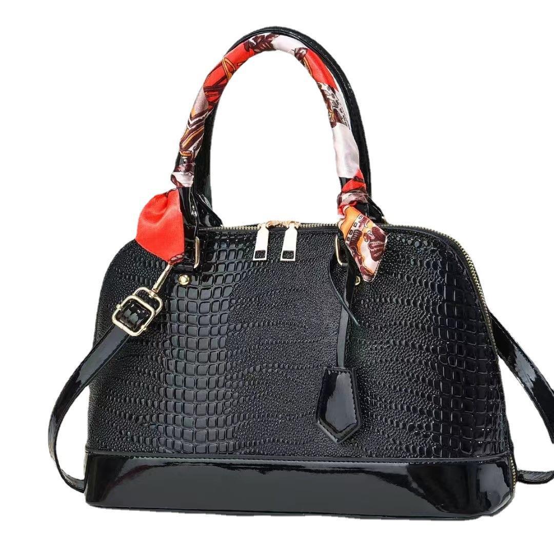 ladies bags 2023 New Style Shell Bag, large-capacity women's handbag, single-shoulder crossbody bag Item Picture