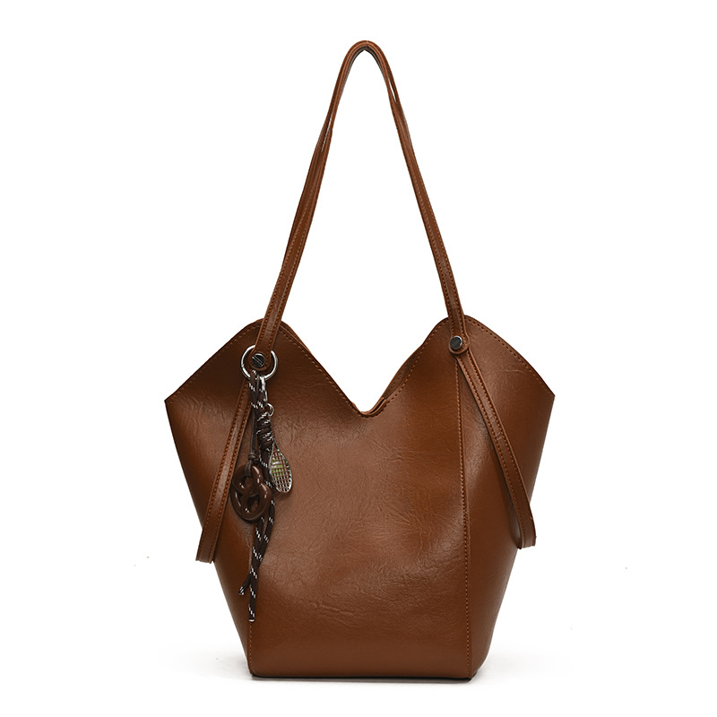 This retro-textured large-capacity bag is a new fashion single-shoulder bag for women in 2025. It is high-end, stylish and versatile for commuting tote Item Picture