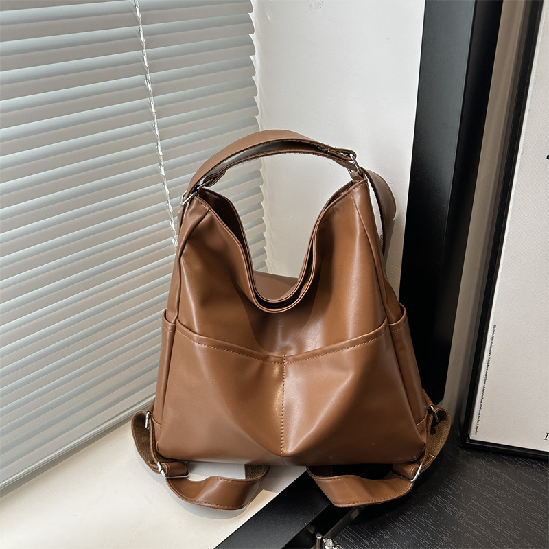 Retro handbag, women's large-capacity 2024 autumn new women's bag, crossbody bag, fashionable single-shoulder underarm tote bag full figure