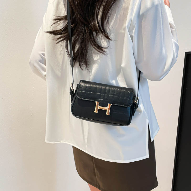 Women's cross-border bags: Simple and fashionable stone-patterned hand-held shoulder crossbody bag, mini square bag for women Specification drawing