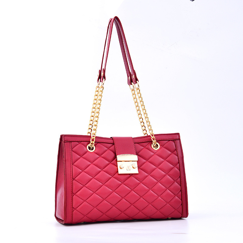 2022 New Style fashionable diamond-shaped chain bag, casual silk scarf crossbody bag, single-shoulder bag, handbag for women Item Picture