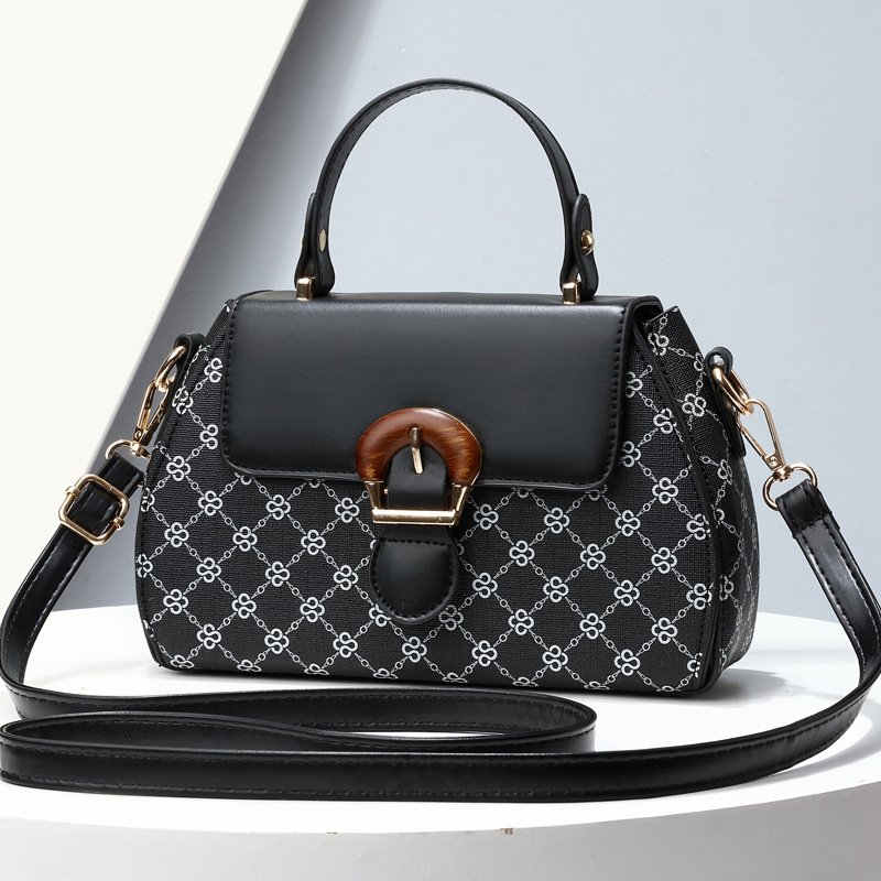 Factory wholesale 2023 new style printed apple women's handbags, handbags, fashionable and casual single-shoulder crossbody bags, one-piece consignment Specification drawing