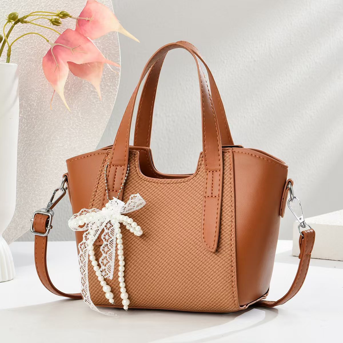 Niche pu leather commuter bag, versatile and stylish handbag for women, high-end casual crossbody bag handbags bag Specification drawing