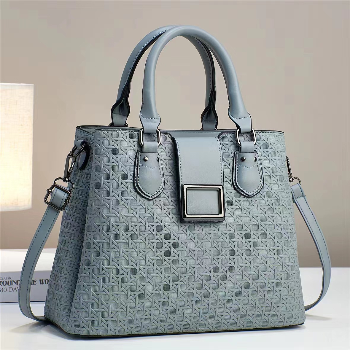 Grand single-shoulder cross-border crossbody bag 2024 new style for women, embossed and fashionable printed mom bag, versatile single-shoulder full figure