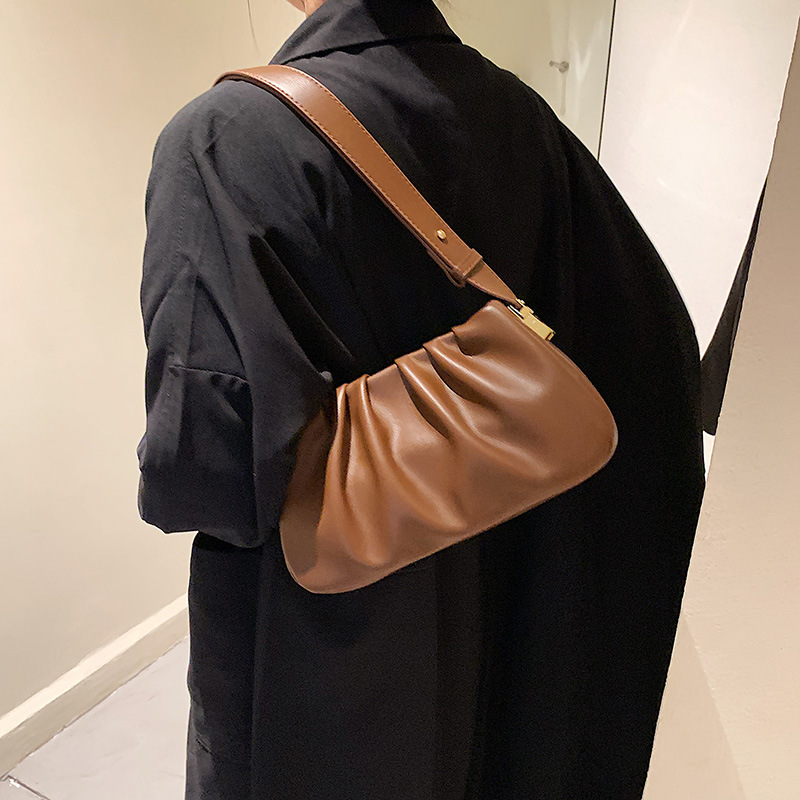 Korean high-end pleated solid color underarm bag for women 2025 new trendy, fashionable and niche quality single-shoulder crossbody bag Specification drawing