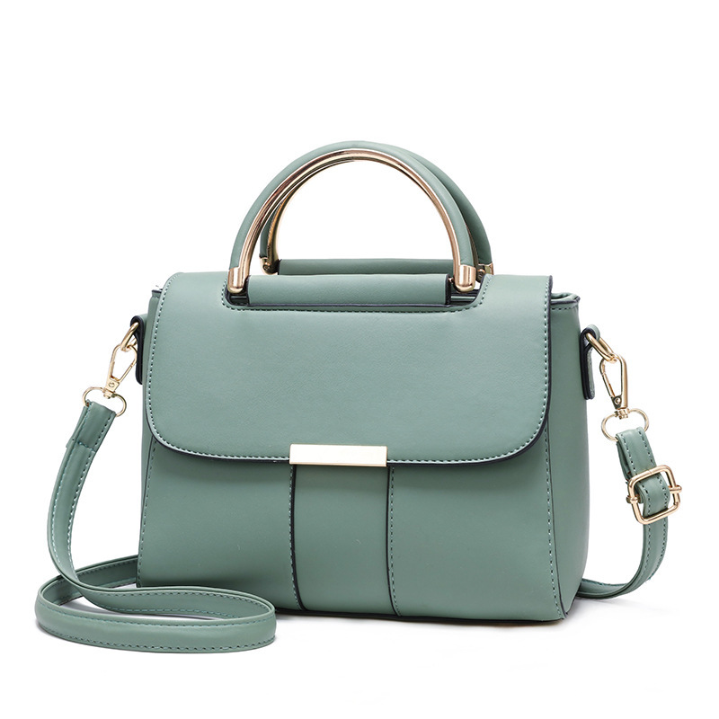 The 2022 new trendy, simple and versatile women's bag is a fashionable single-shoulder crossbody bag and a popular hand-held small square bag Item Picture