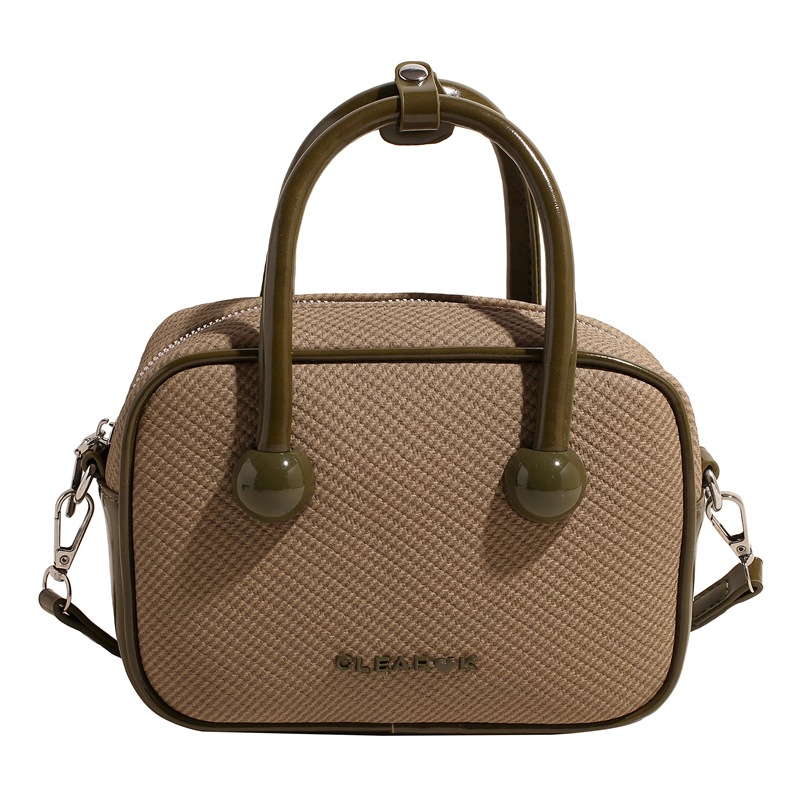 A retro and high-end pillow bag for women in 2025, a new and niche Boston bag crossbody bag Item Picture