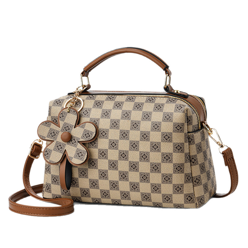 The 2025 new stylish large-capacity hand-held pillow bag, versatile single-shoulder crossbody bag for women, small square and trendy Item Picture