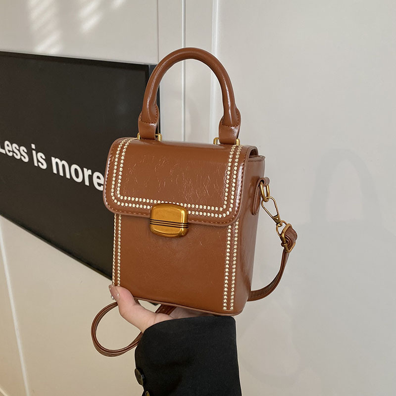 High-end retro small bag for women, 2025 new style, fashionable and versatile mobile phone bag, girl gift, single-shoulder crossbody bag, trendy Specification drawing