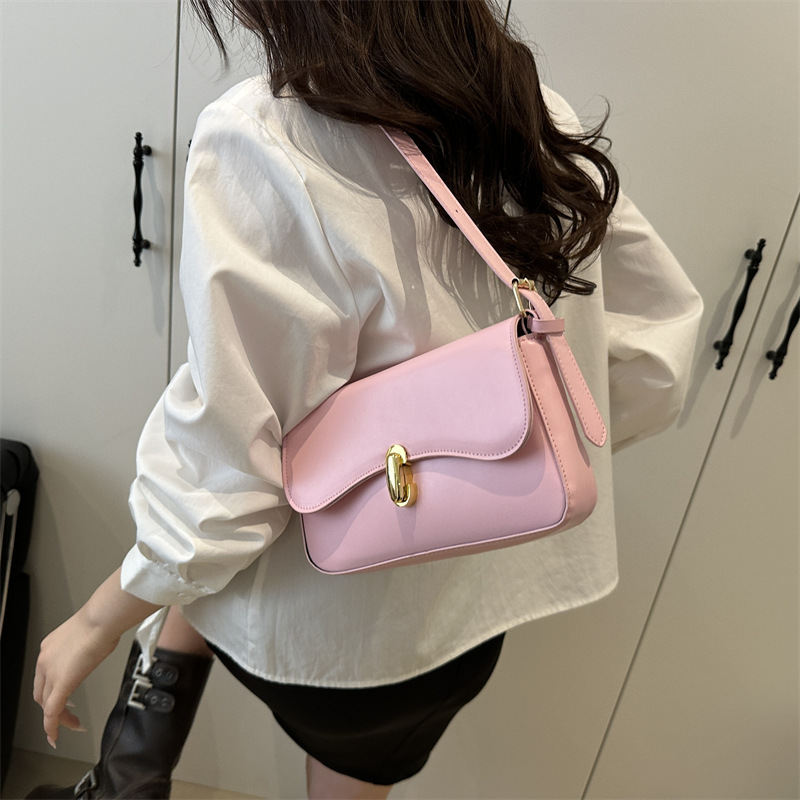 Korean style simple single-shoulder bag, fashionable crossbody bag, niche simple small square bag, new summer 2025 stylish underarm bag Specification drawing
