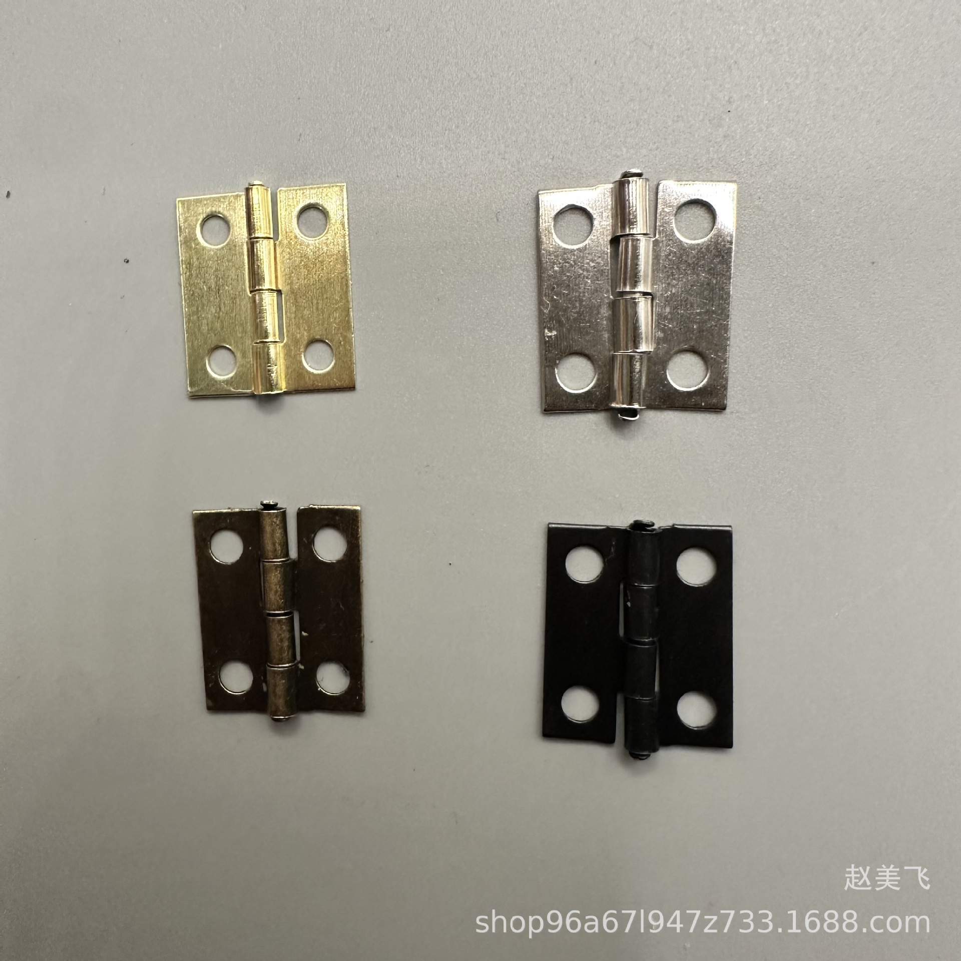 The 18*15mm mini right-angle hinge packaging box contains a small hinge gift box, hinge accessories, wooden box and flat hinge iron Item Picture