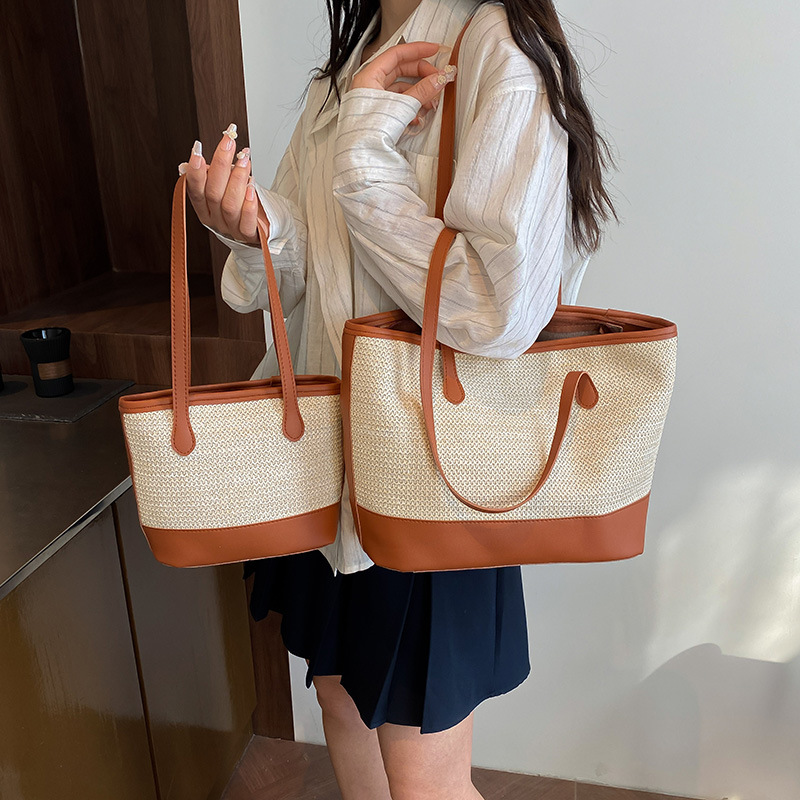 Fashionable single-shoulder underarm bag 2025 new style women's bag, large-capacity ladies' tote bag, casual retro niche straw woven bag Application Scenario